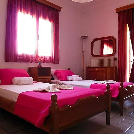 Lygies Hotel 2*